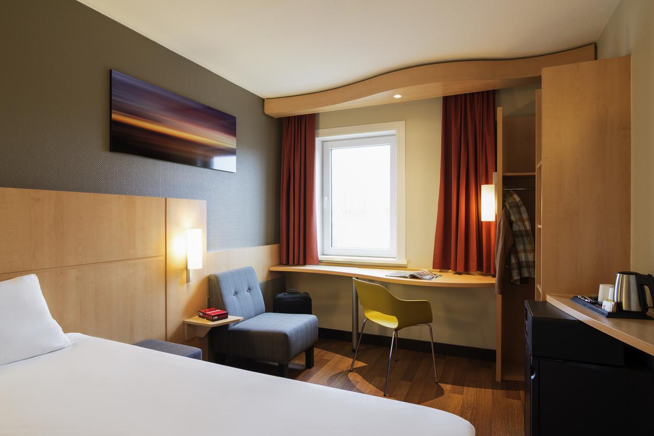 Ibis Rotterdam Vlaardingen Hotell Exteriör bild