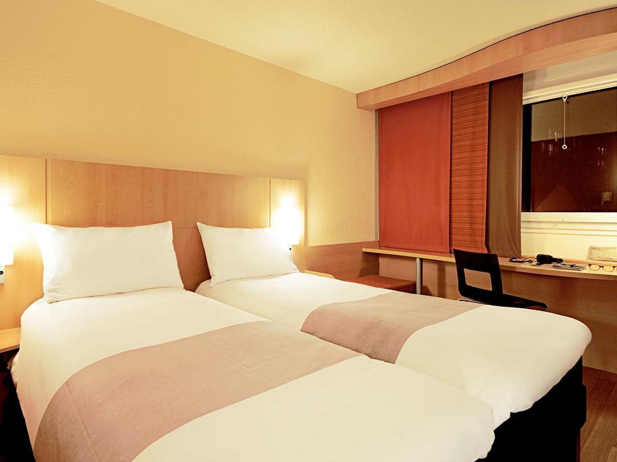 Ibis Rotterdam Vlaardingen Hotell Exteriör bild
